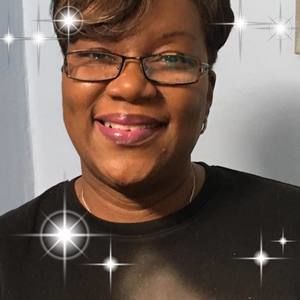 Meet your Posher, Hellyn